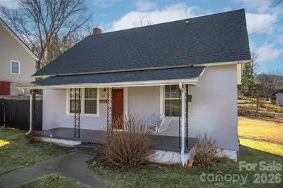 20 1st Street, Marion, NC 28752 - Photo 2