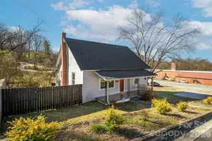 20 1st St, Marion, NC 28752 - Photo 1