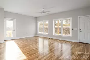 93 Locust Grove Rd, Weaverville, NC 28787 - Photo 4