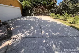 8133 Strawberry Ln, Charlotte, NC 28277 - Photo 38