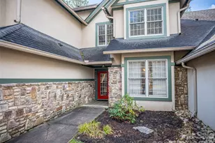 47 Ridgetop Cir, Brevard, NC 28712 - Photo 2