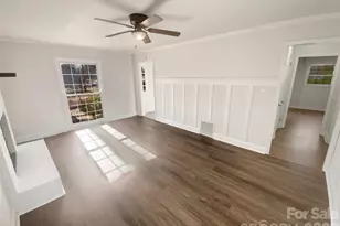 4661 Easthaven Dr, Charlotte, NC 28212 - Photo 12