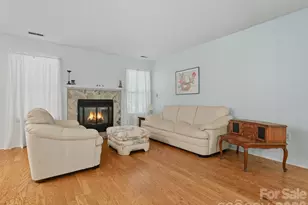 498 Sweetgum Dr, Fort Mill, SC 29715 - Photo 8