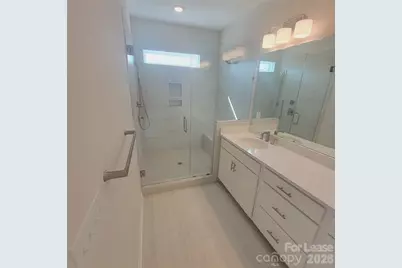 9143 Harwen Lane, Charlotte, NC 28215 - Photo 16