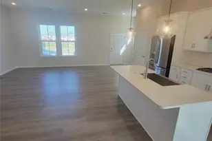 9143 Harwen Ln, Charlotte, NC 28215 - Photo 10