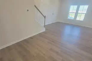 9143 Harwen Ln, Charlotte, NC 28215 - Photo 12