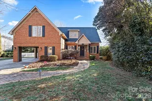 1130 Montford Dr, Charlotte, NC 28209 - Photo 2