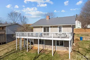 107 Axley St, Canton, NC 28716 - Photo 28