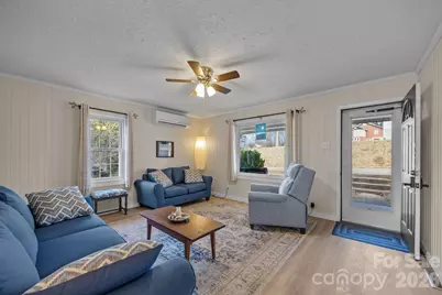 107 Axley Street, Canton, NC 28716 - Photo 4