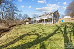 107 Axley St, Canton, NC 28716 - Photo 36