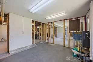 107 Axley St, Canton, NC 28716 - Photo 22