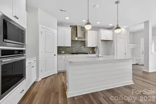 10112 Mamillion Dr, Huntersville, NC 28078 - Photo 8