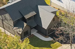 55 Johnson Dr, Asheville, NC 28804 - Photo 2