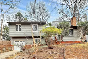 9421 Fairway Ridge Rd, Charlotte, NC 28277 - Photo 2