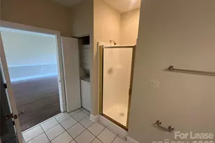 8913 Meadow Vista Rd, Charlotte, NC 28213 - Photo 12