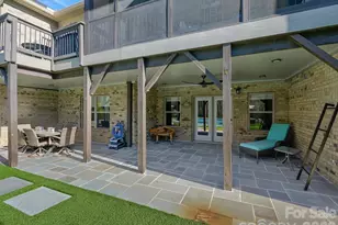 237 Wheatberry Hill Dr, Matthews, NC 28104 - Photo 40