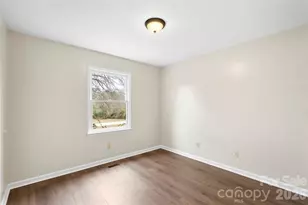 225 Belhaven Cir, Clover, SC 29710 - Photo 20