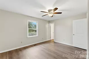 225 Belhaven Cir, Clover, SC 29710 - Photo 18