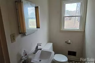 4061 Springs Rd, Conover, NC 28613 - Photo 10