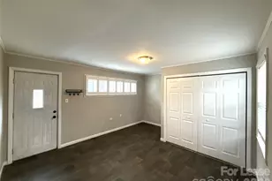 4738 Gilmore Dr, Charlotte, NC 28209 - Photo 10