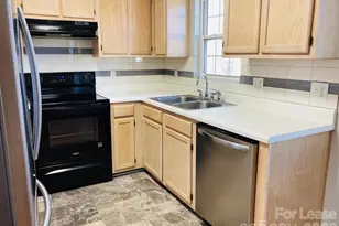 7781 Red Robin Trail, Denver, NC 28037 - Photo 10