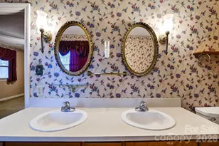 408 Spring St NW, Lenoir, NC 28645 - Photo 28