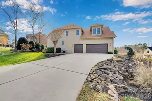 7778 Burning Ridge Dr, Stanley, NC 28164 - Photo 6