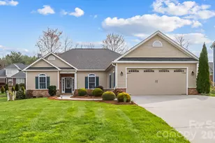 44 Whitman Ct, Taylorsville, NC 28681 - Photo 2