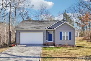 178 Rowe Ct, Hendersonville, NC 28792 - Photo 1