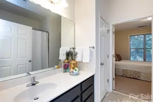 1000 E Woodlawn Rd, Charlotte, NC 28209 - Photo 26