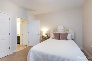 1000 E Woodlawn Rd, Charlotte, NC 28209 - Photo 22