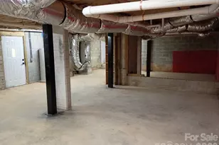 1175 Kilpatrick Rd, Hendersonville, NC 28739 - Photo 22