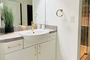 671 N Alexander St, Charlotte, NC 28202 - Photo 14