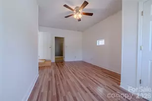 327 Heather Ct, Asheville, NC 28804 - Photo 16