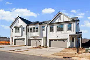 812 Garringer Pl, Charlotte, NC 28208 - Photo 2