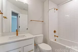 8105 Shinkansen Rd, Charlotte, NC 28213 - Photo 14