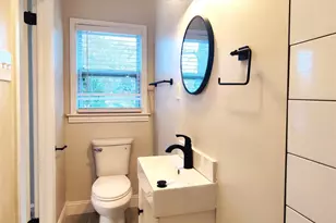 2400 Pruitt St, Charlotte, NC 28208 - Photo 14