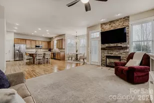 105 Fox Tail Ct, Statesville, NC 28677 - Photo 8