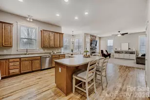 105 Fox Tail Ct, Statesville, NC 28677 - Photo 10