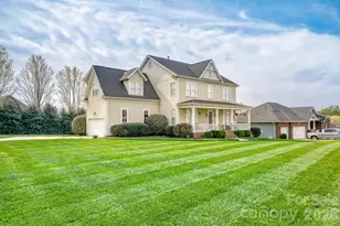 105 Fox Tail Ct, Statesville, NC 28677 - Photo 2