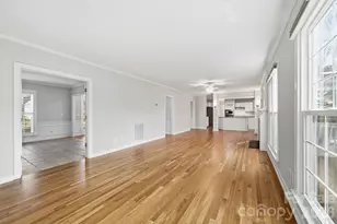 6217 Oak Cove Ln, Charlotte, NC 28269 - Photo 20