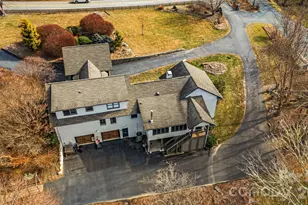 1236 Upper Brush Creek Rd, Fairview, NC 28730 - Photo 2