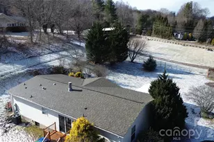 703 Garren Creek Rd, Fairview, NC 28730 - Photo 10