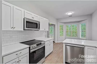 8413 Belstead Brook Court, Charlotte, NC 28216 - Photo 4