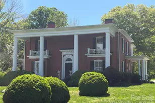 15 Kings Mountain St, York, SC 29745 - Photo 2