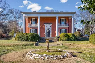 15 Kings Mountain St, York, SC 29745 - Photo 2