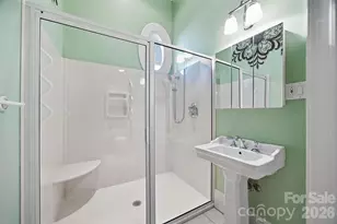 15 Kings Mountain St, York, SC 29745 - Photo 18