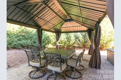 6203 Forest Pond Drive, Charlotte, NC 28262 - Photo 2