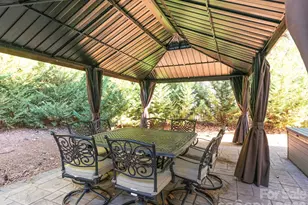 6203 Forest Pond Dr, Charlotte, NC 28262 - Photo 2