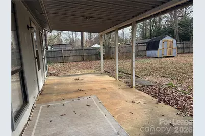 10212 Invershiel Court, Charlotte, NC 28227 - Photo 12